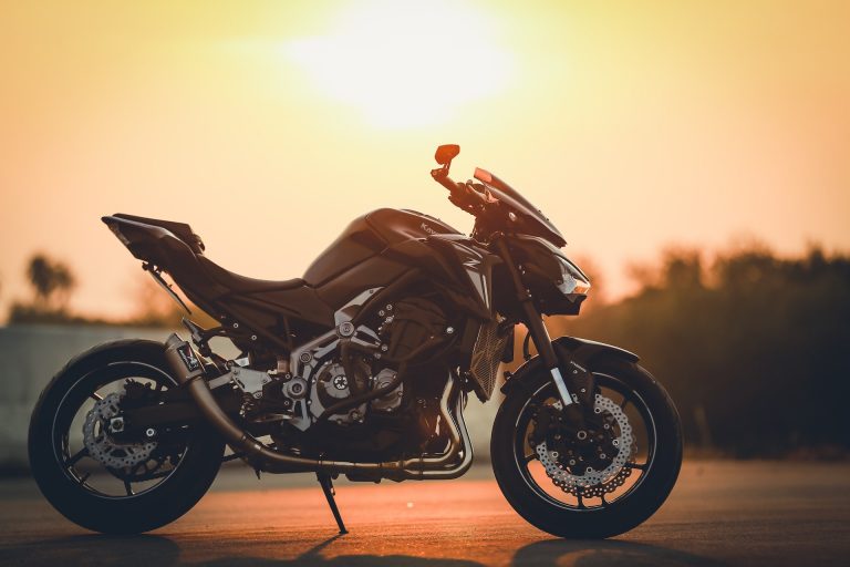 Bezpieczeństwo na Drodze: Wszystko, co Musisz Wiedzieć o Ubezpieczeniu Motocykla